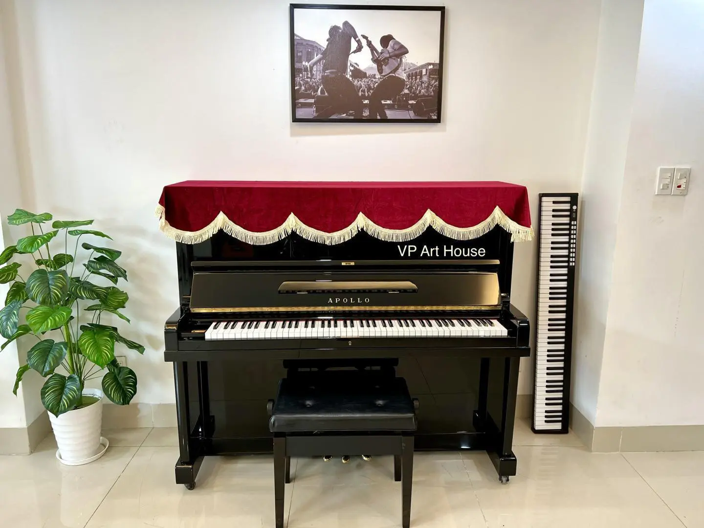 Đàn piano cơ Upright APOLLO SR8