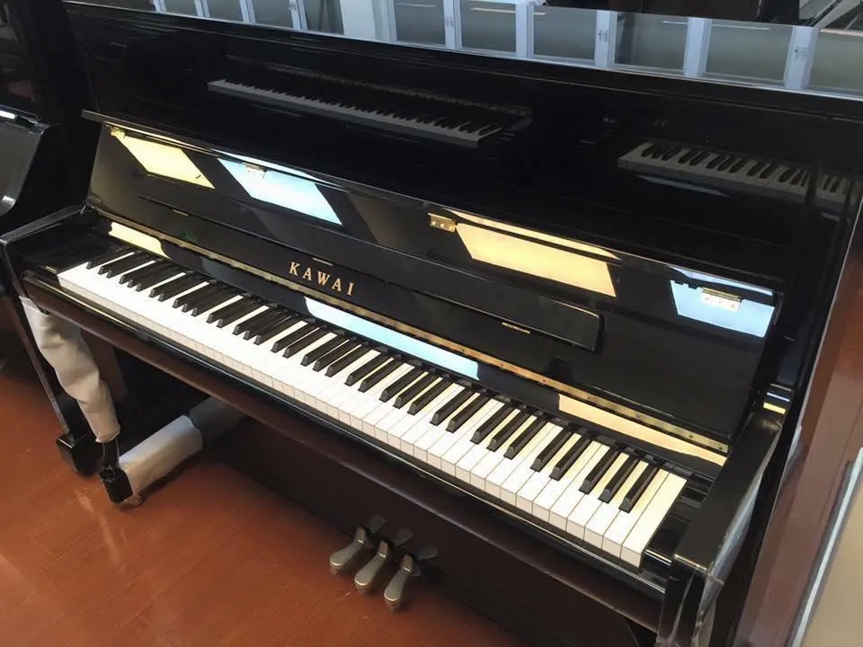 Đàn piano upright Kawai C580FRG