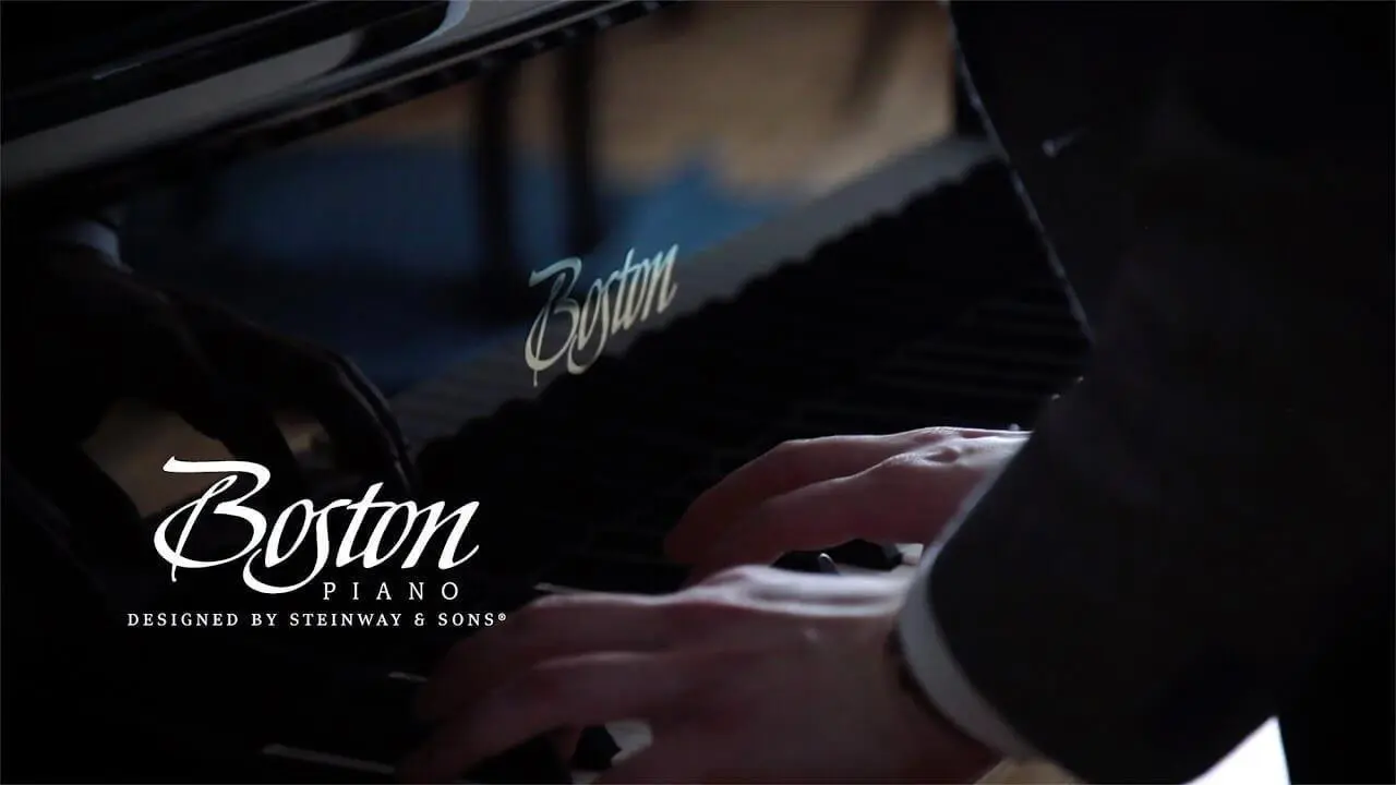 Đàn piano Boston GP sử dụng các bộ phận action bằng gỗ truyền thống