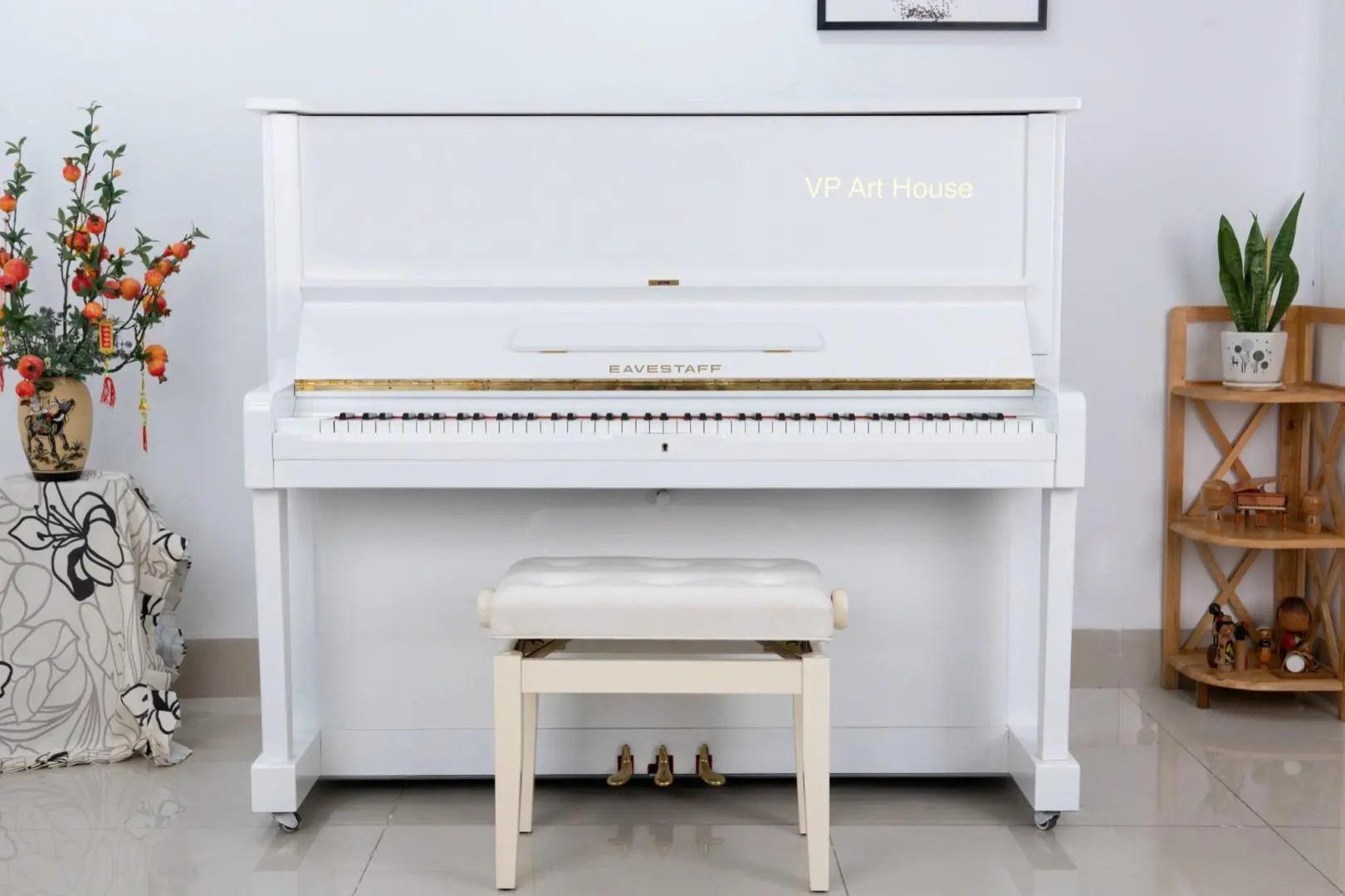 Đàn piano upright Eavestaff