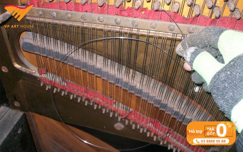 khi-nao-can-thay-day-dan-piano