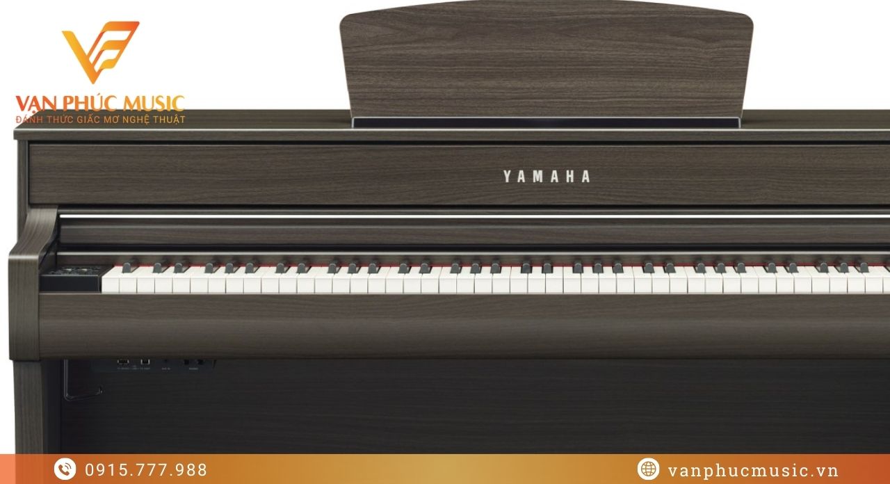 YAMAHA CLP 735DW