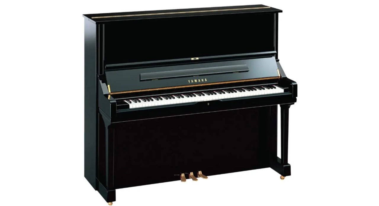 YAMAHA U3G