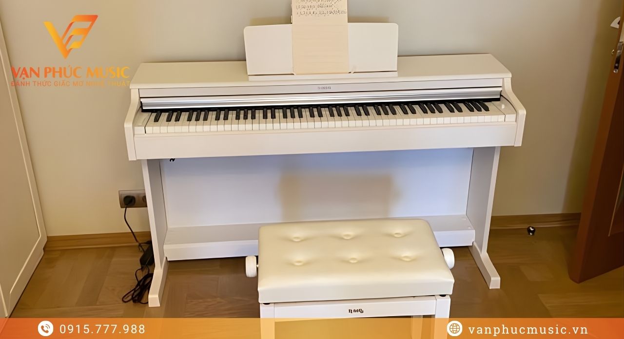 YAMAHA YDP 165WH