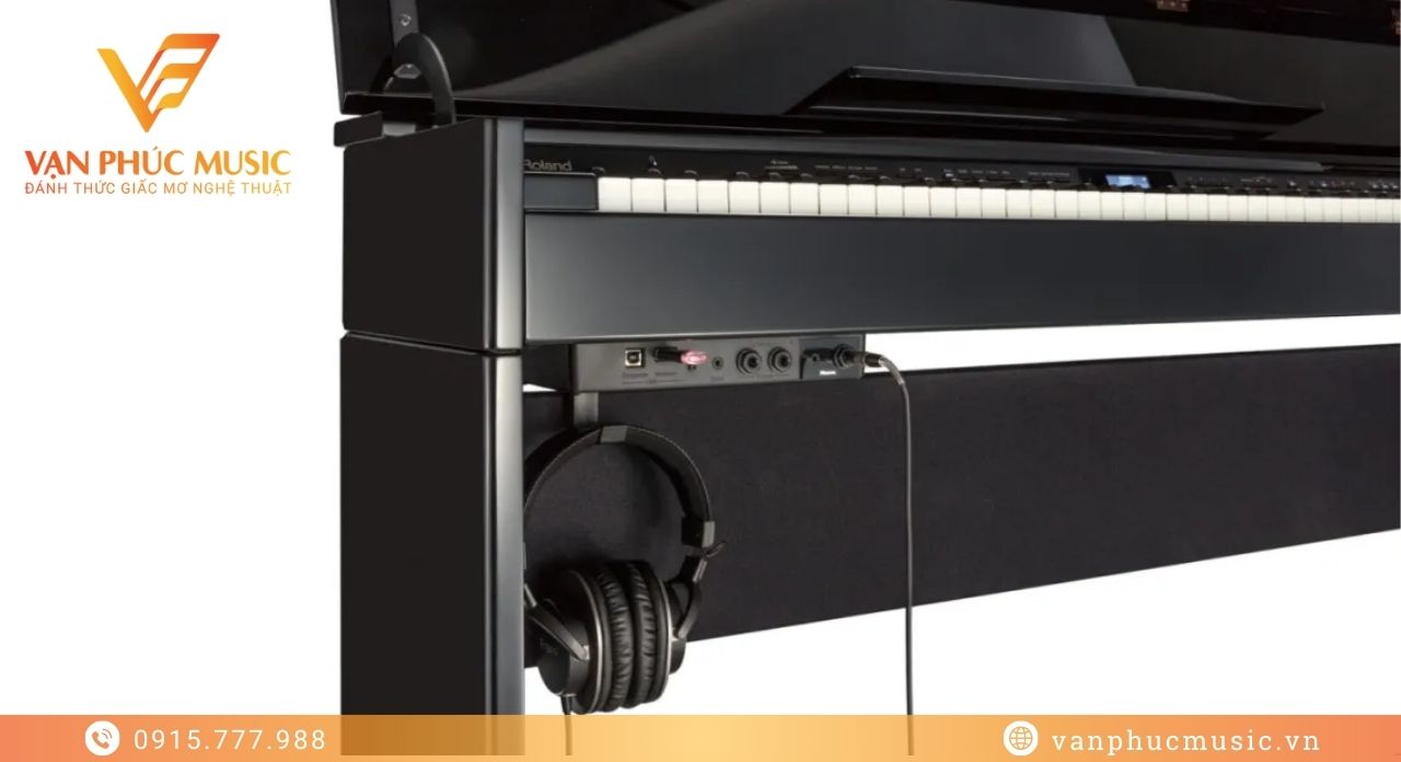 ROLAND DP 603CB