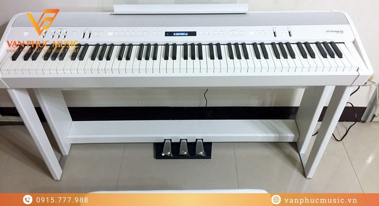 ROLAND FP 90WH