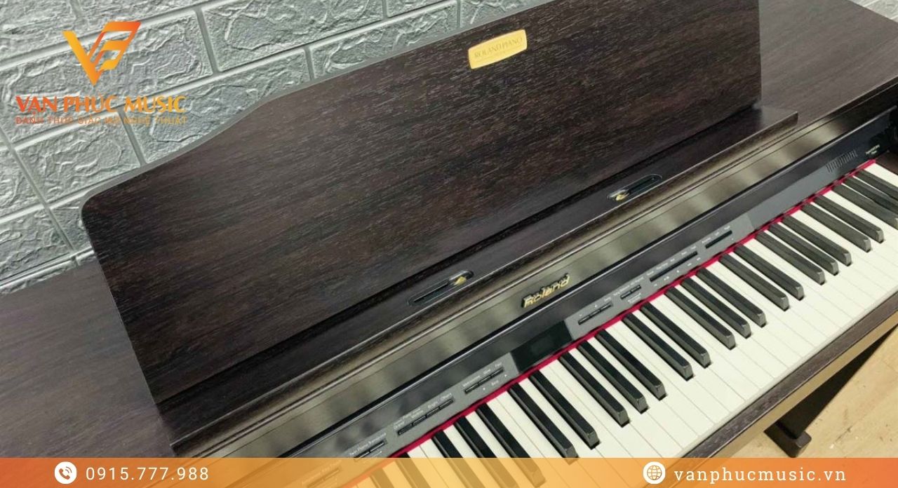 ROLAND HP 506R