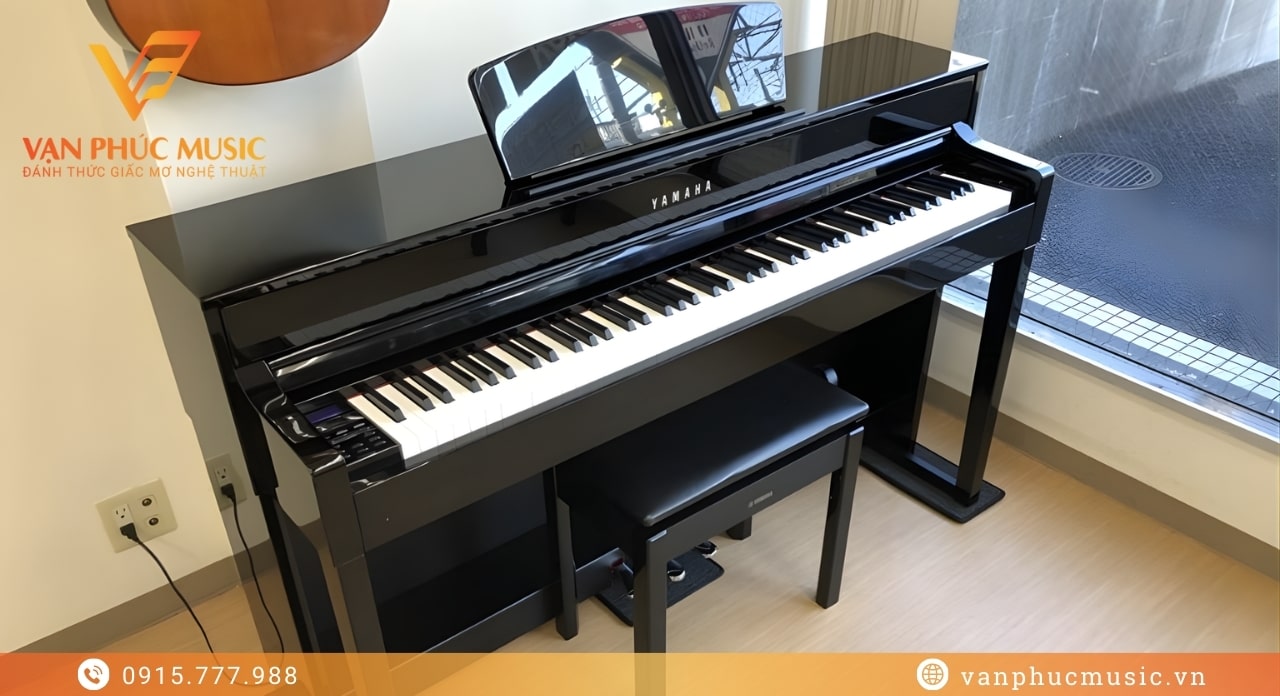 YAMAHA CLP 535PE