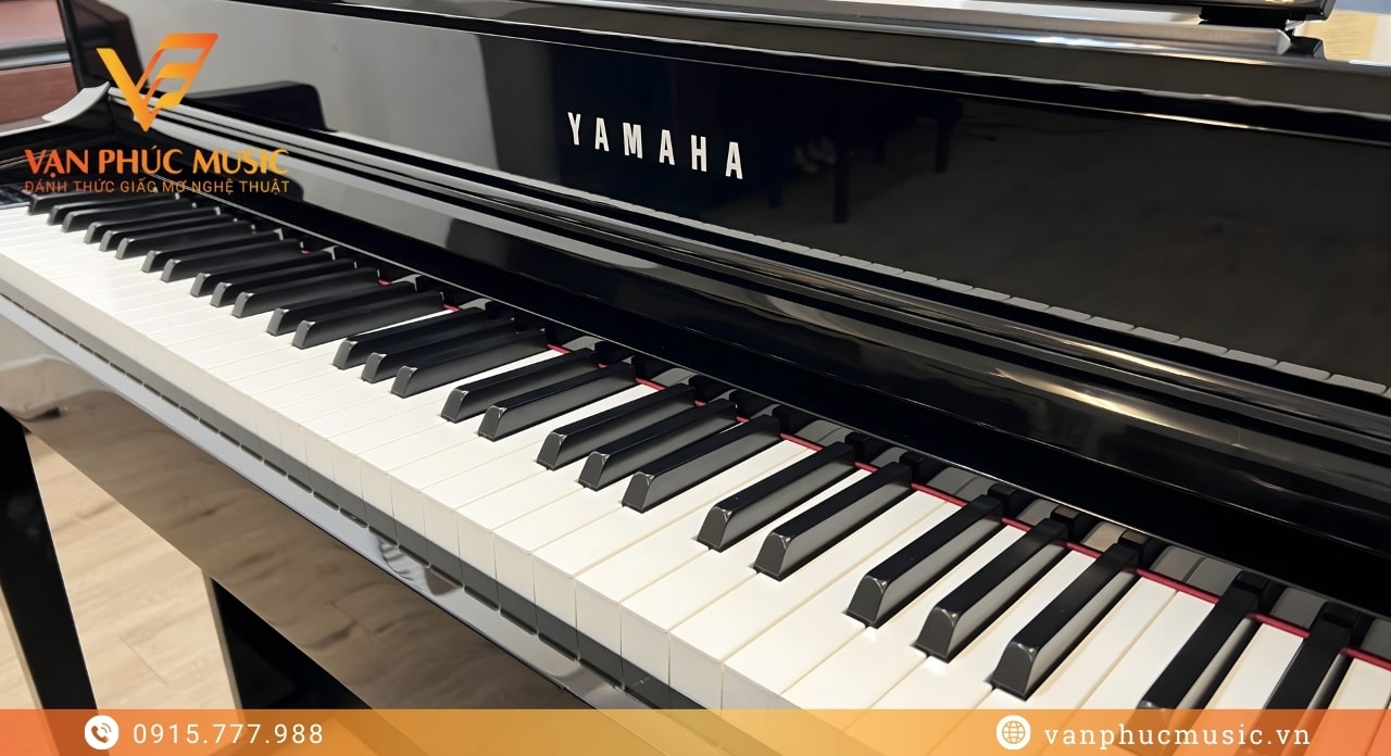 YAMAHA CLP 535PE