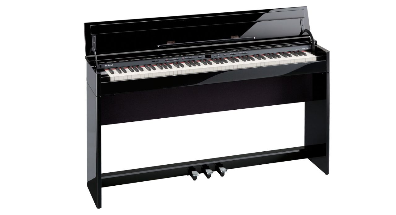 ROLAND DP 990PE