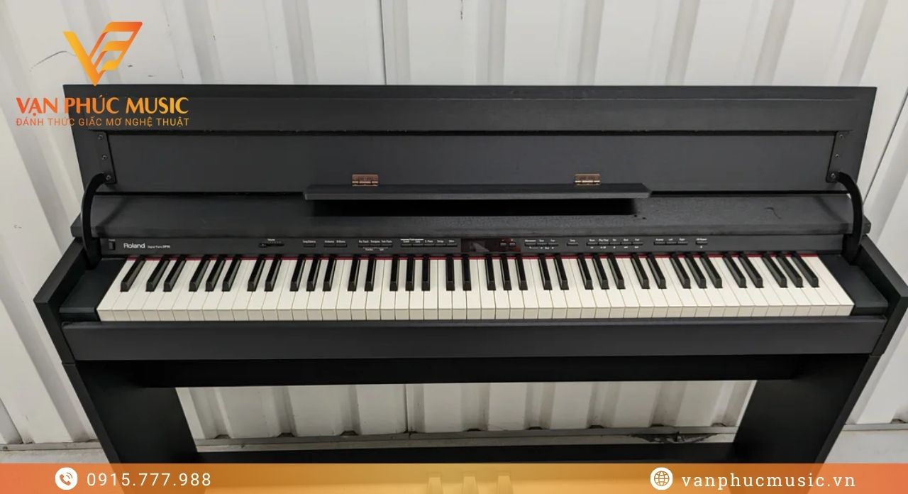 ROLAND DP 990SB