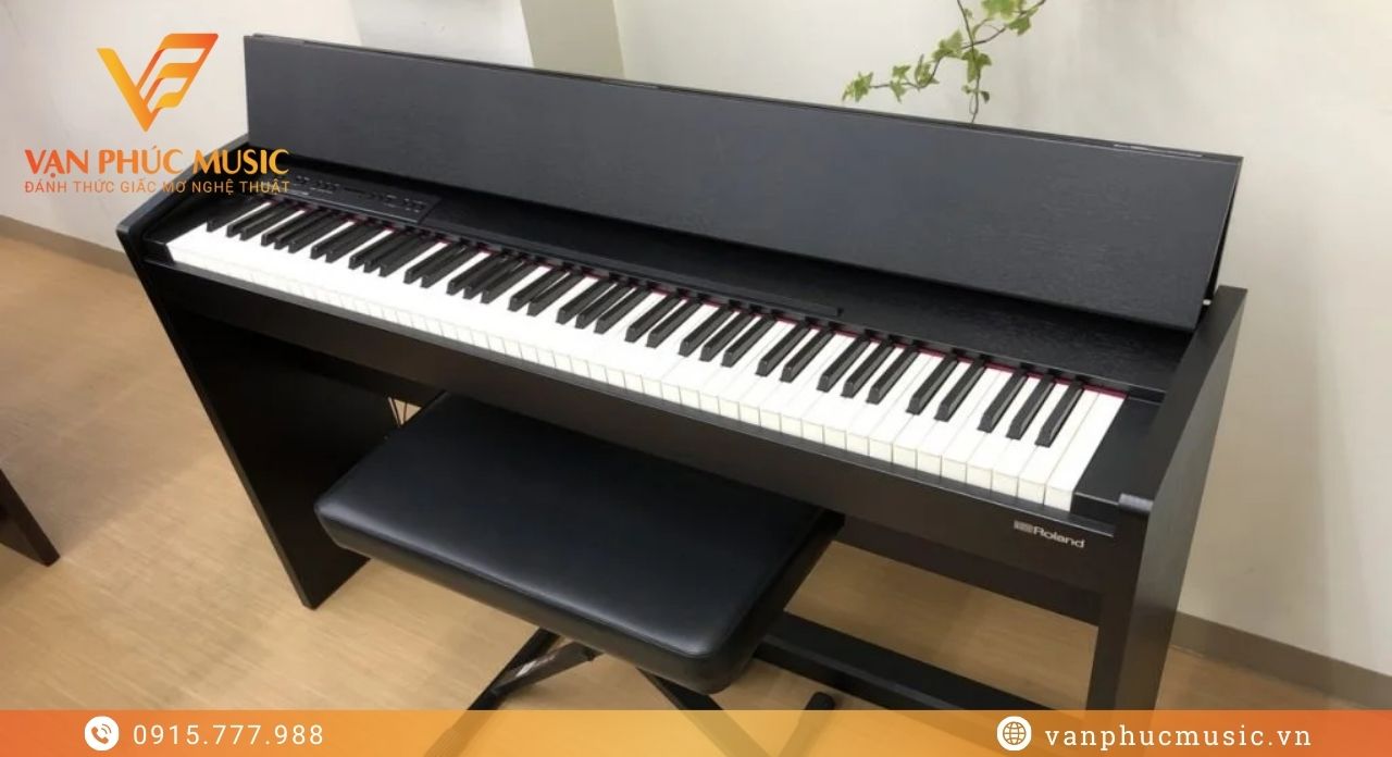 Roland F140CB