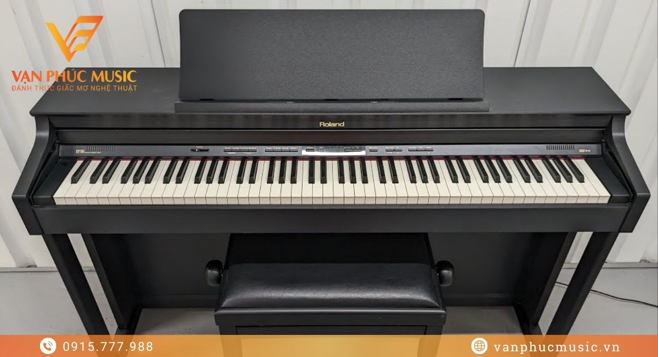 ROLAND HP 305SB