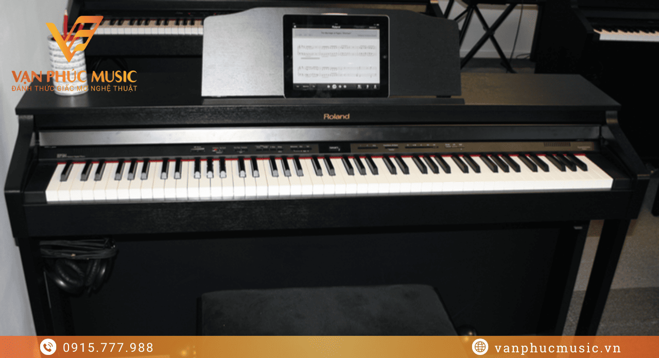 ROLAND HP 504CB