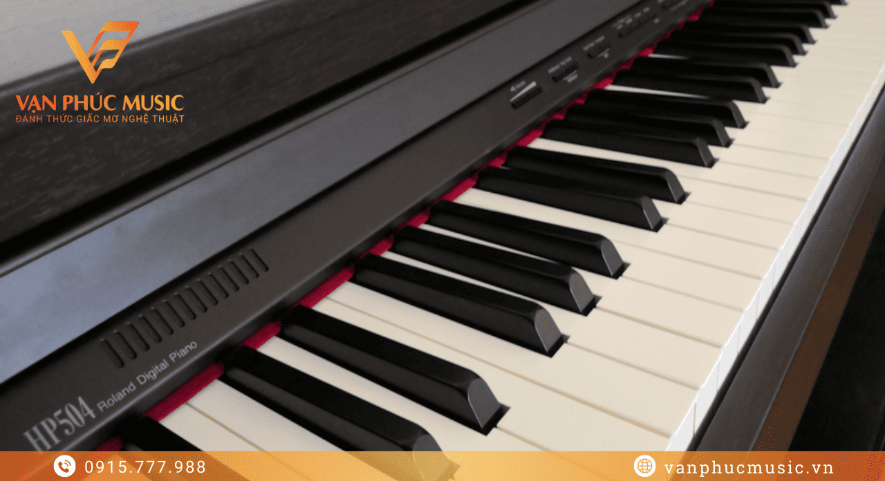 ROLAND HP 504CB