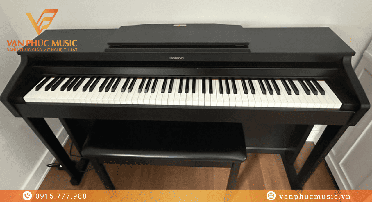 ROLAND HP 504CB