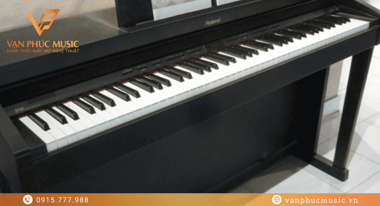 ROLAND HP 504CB