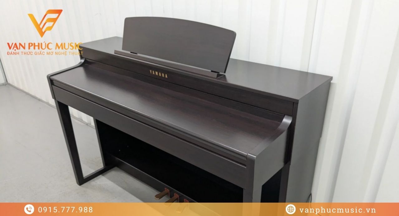 YAMAHA CLP 440R