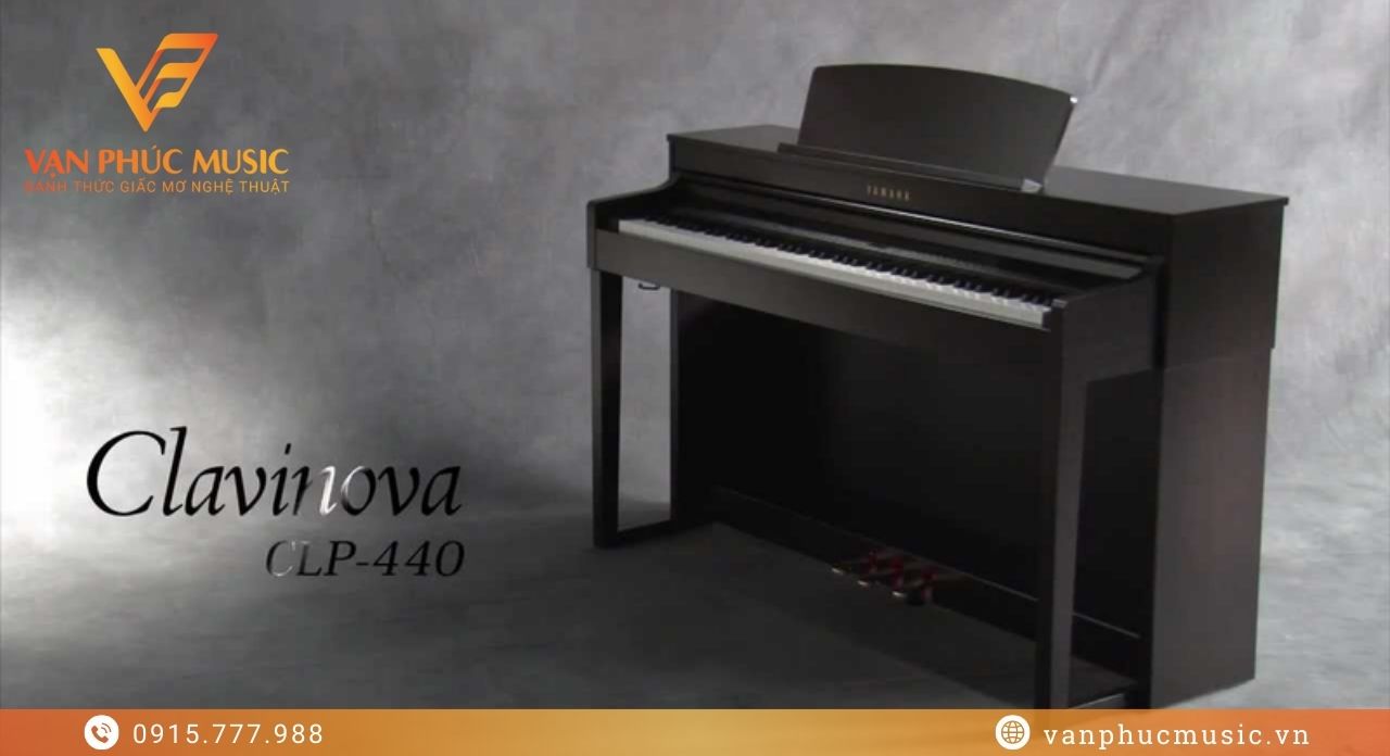 YAMAHA CLP 440R