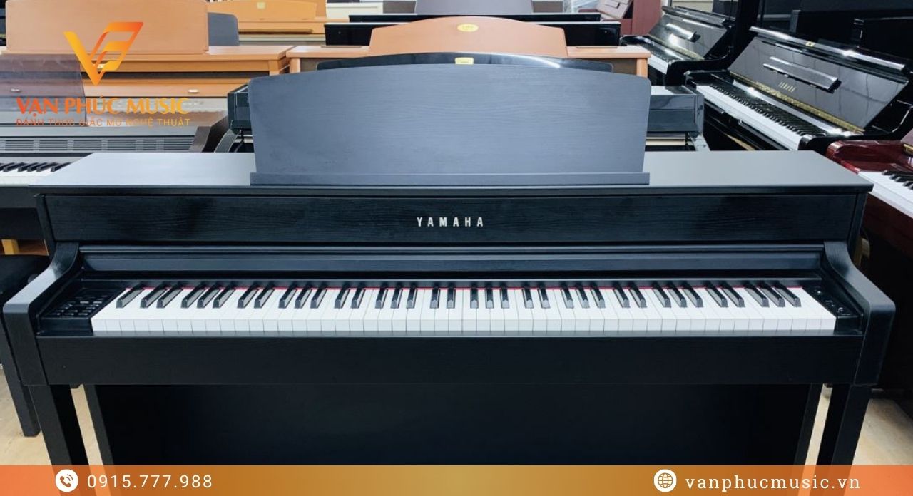 YAMAHA CLP 545B