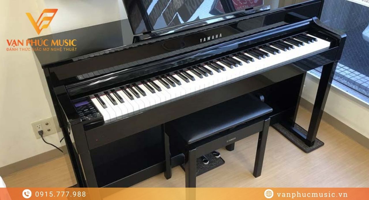 YAMAHA CLP 545PE