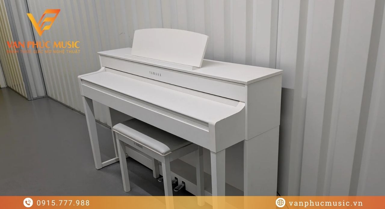 YAMAHA CLP 545WH