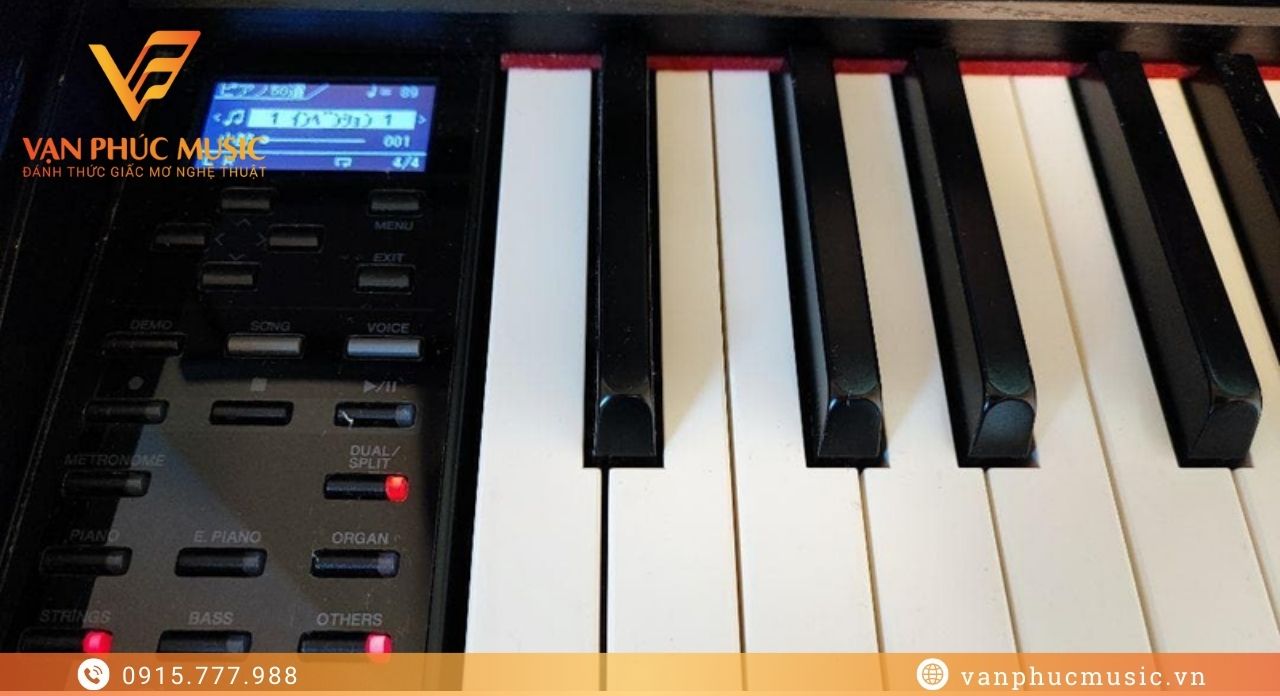 YAMAHA CLP-535B