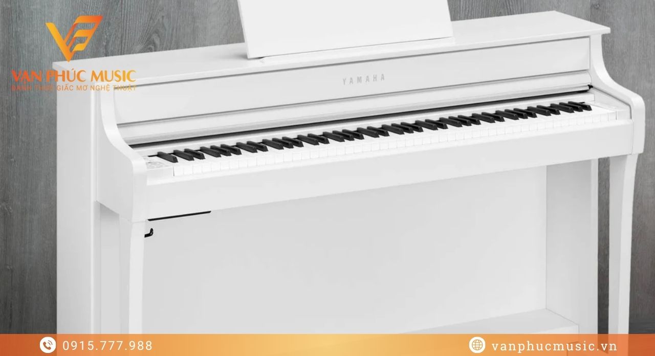 YAMAHA CLP 635WH