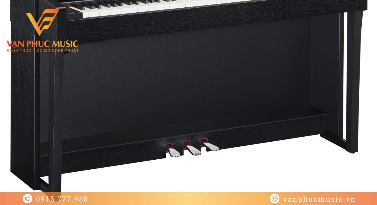 Yamaha CLP 635B