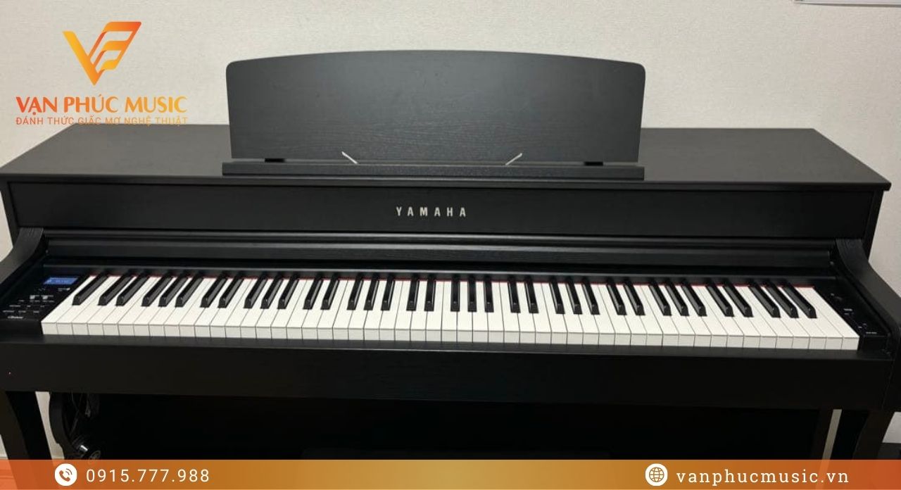 YAMAHA CLP 645B