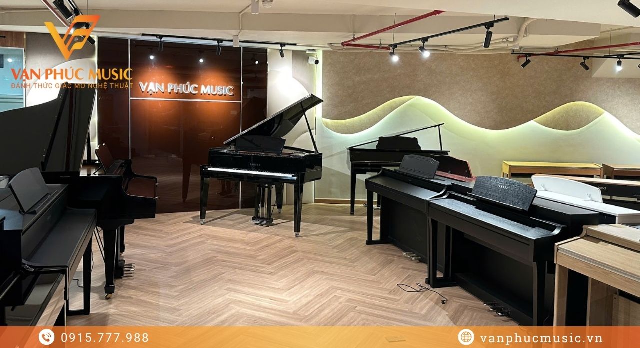 YAMAHA P 515B