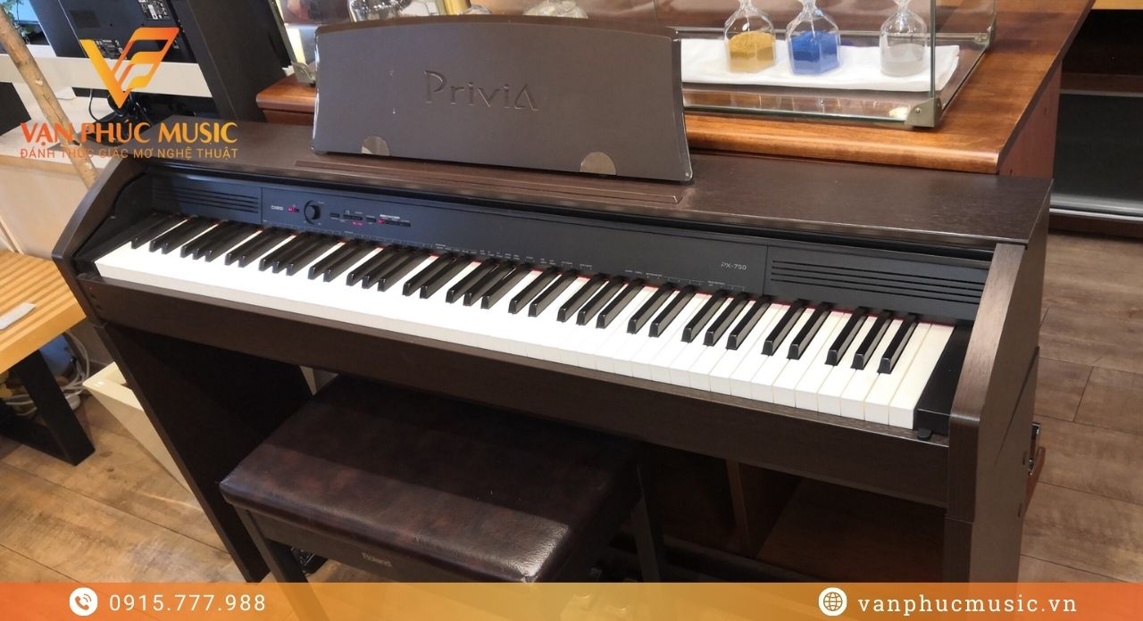 CASIO PX 750BN