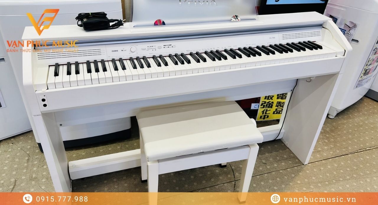 CASIO PX 750WE