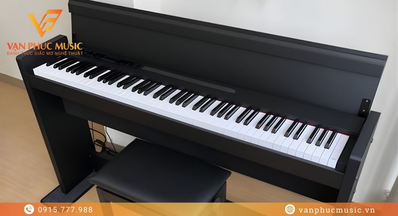 KORG LP 380B