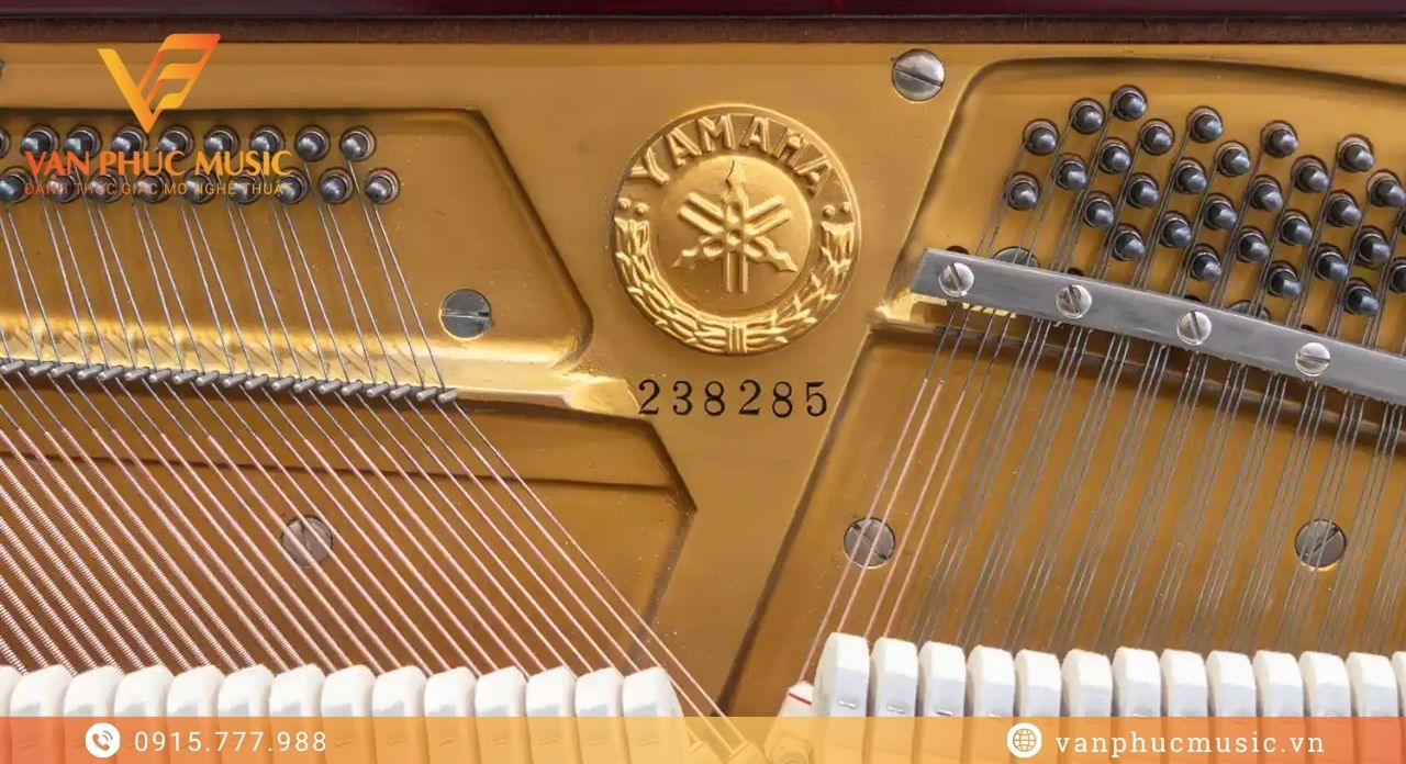 piano cơ Yamaha U1D