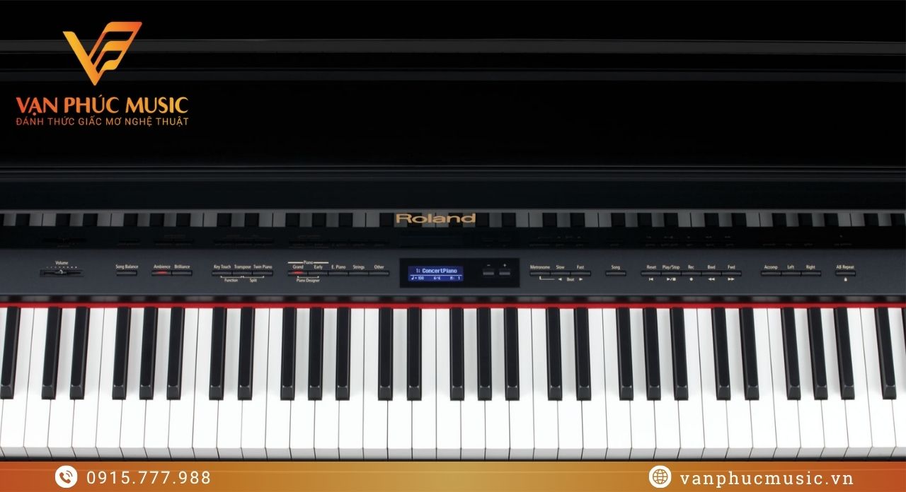 ROLAND LX 15PE