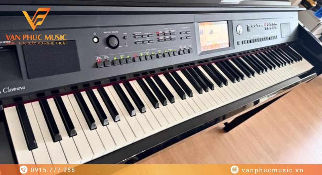 YAMAHA CVP 705PE