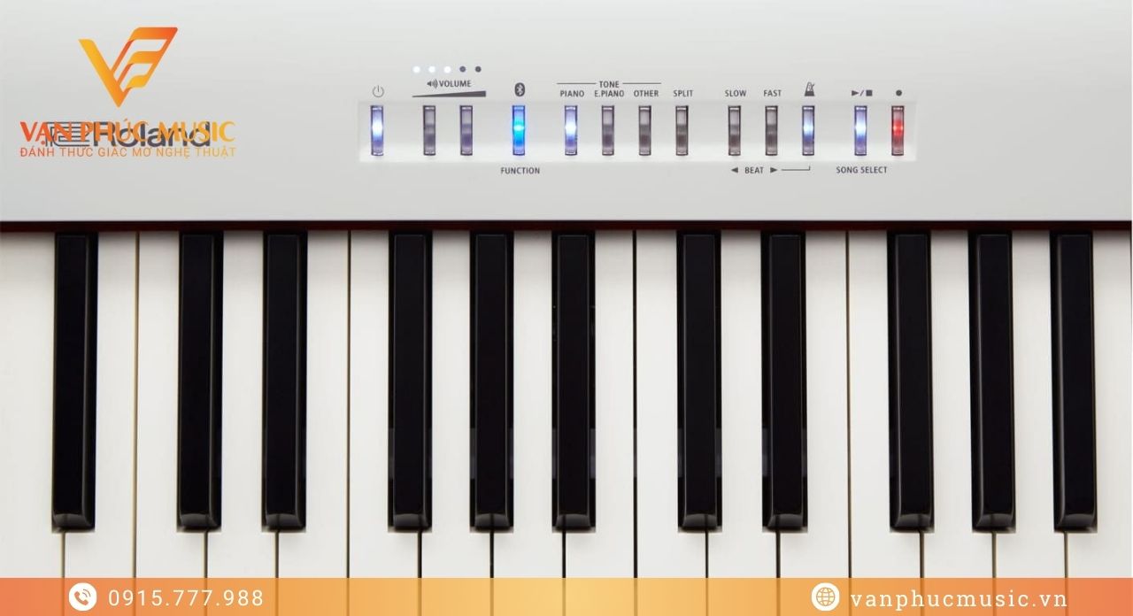 Roland HP 601WH