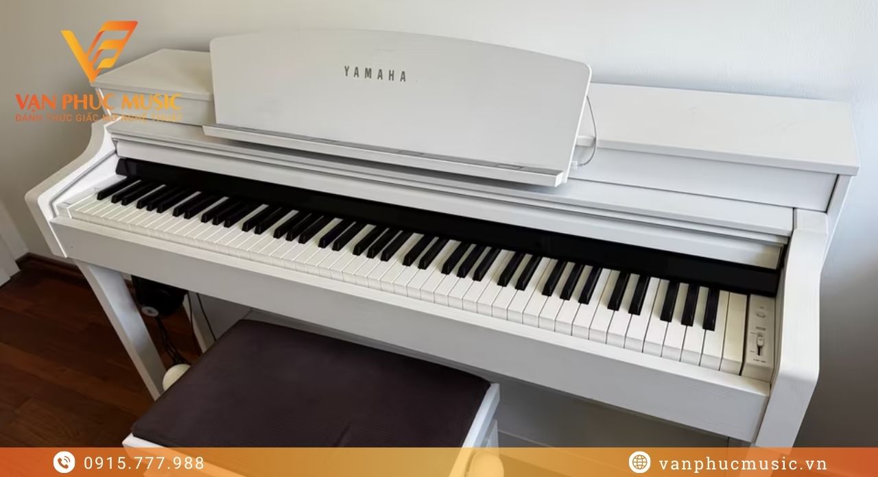 Yamaha CSP 150WH