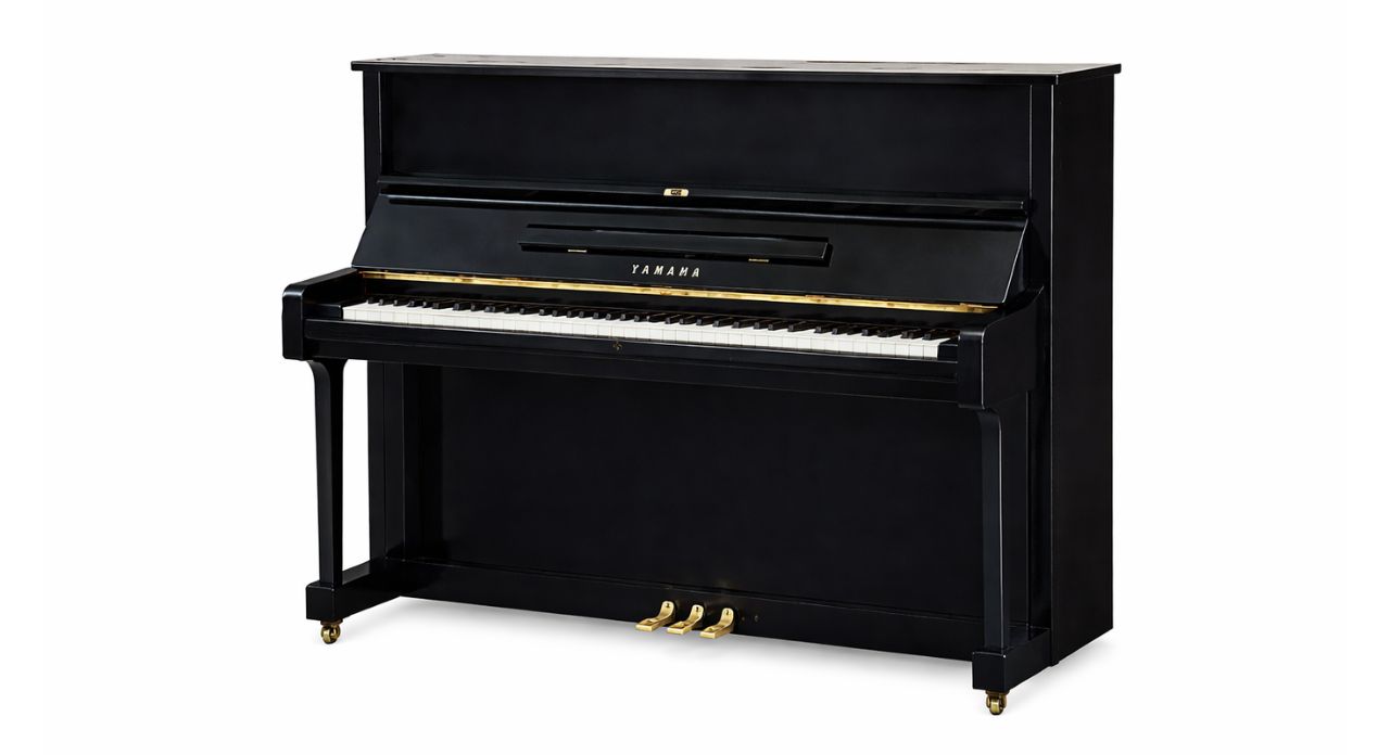 YAMAHA U1H