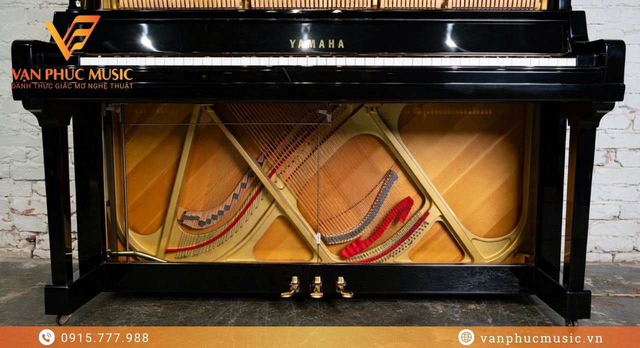 Yamaha UX30A