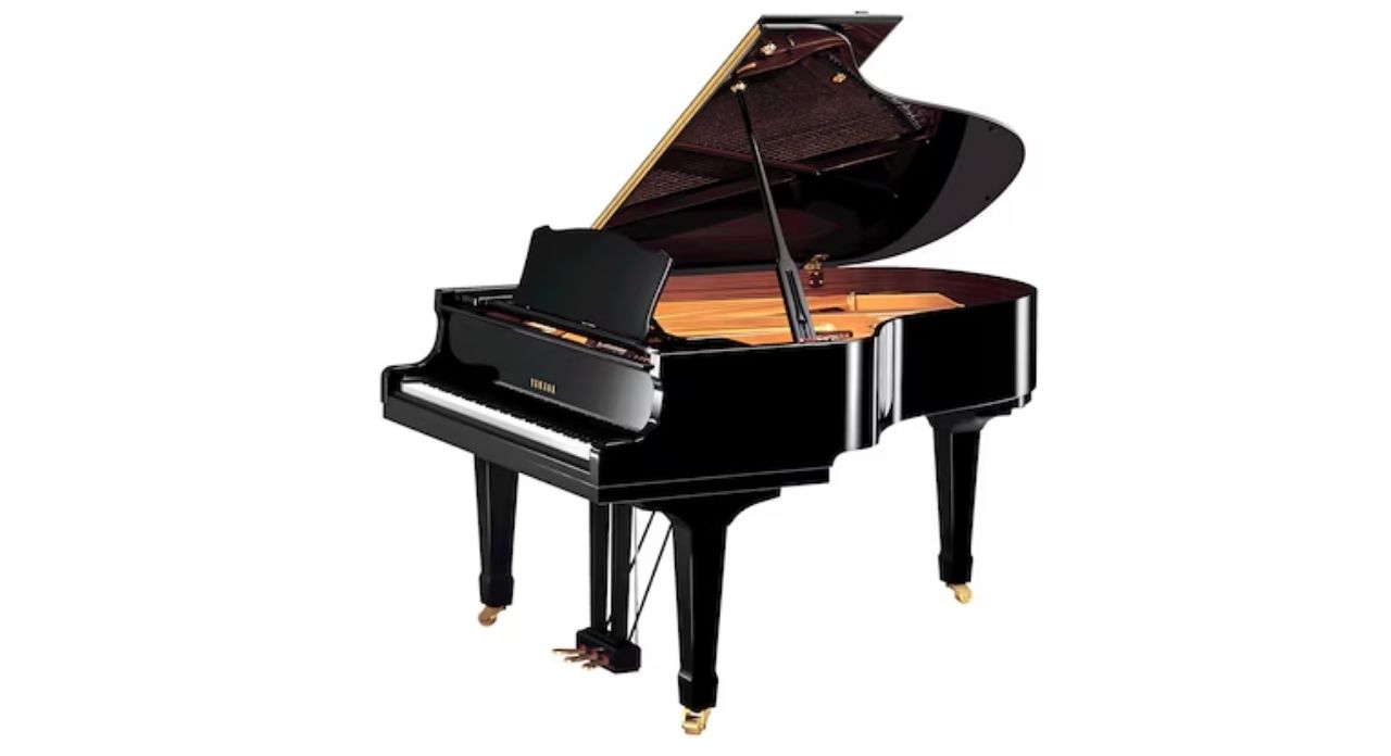 YAMAHA C3A