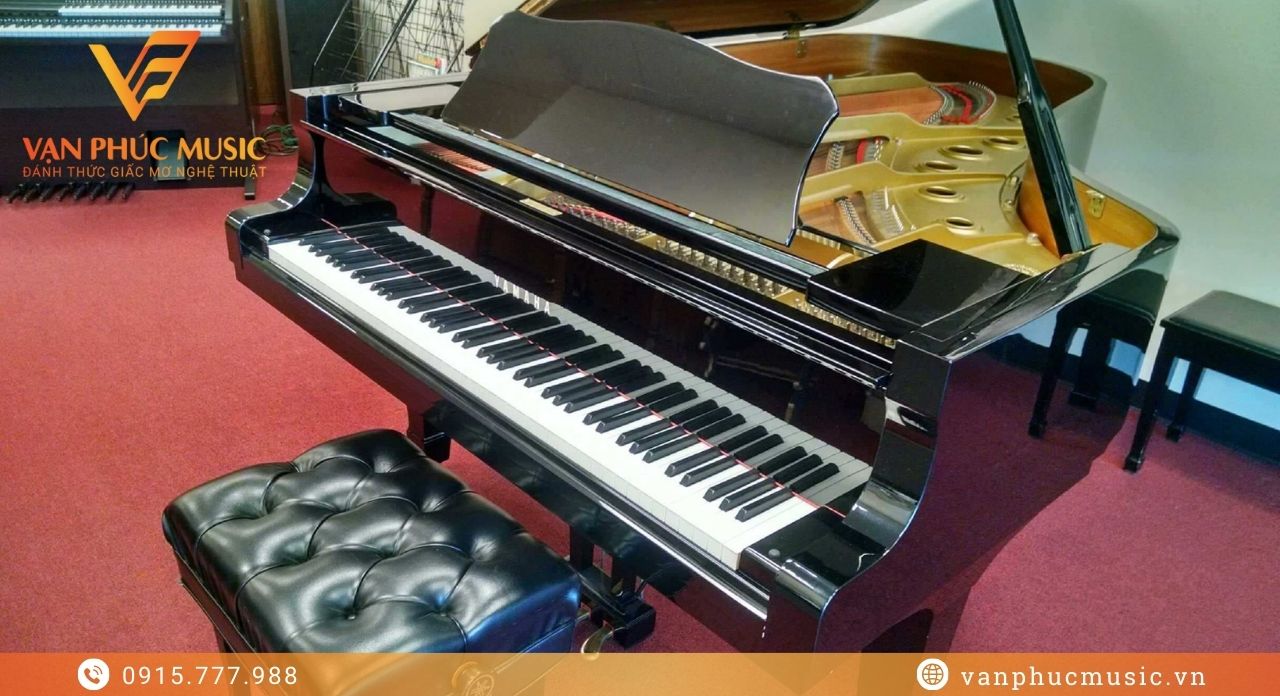 đàn piano yamaha c7b