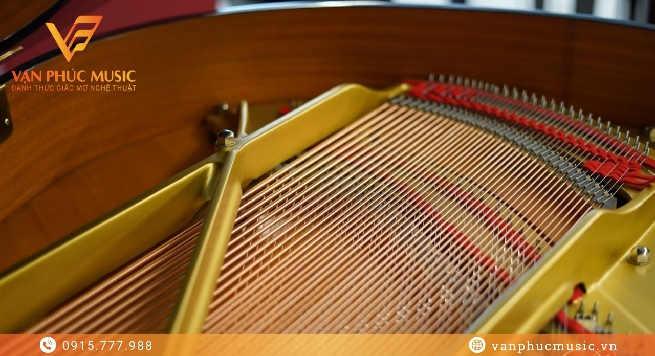 grand piano yamaha g1e