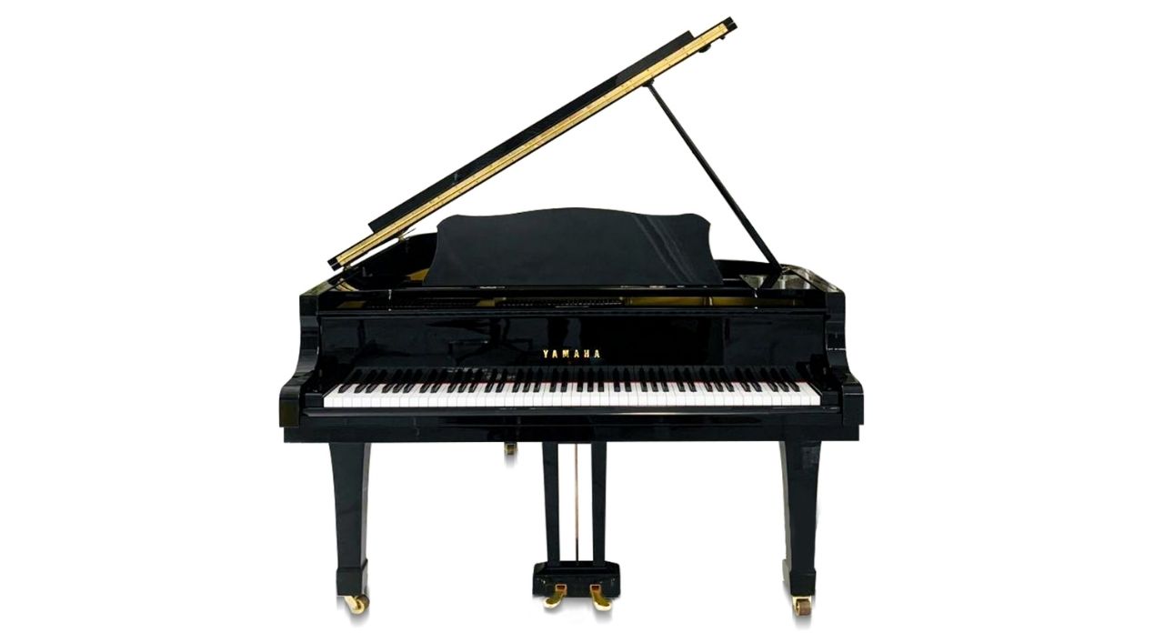 YAMAHA G3