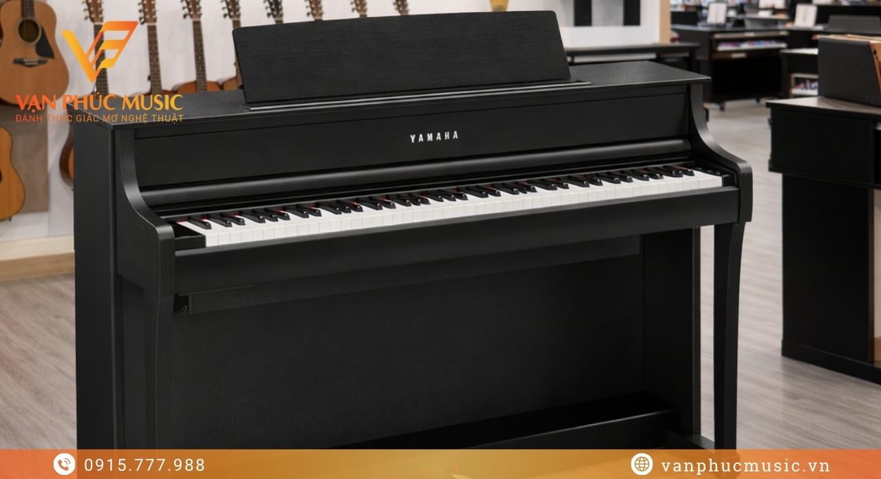 Yamaha CLP-875B