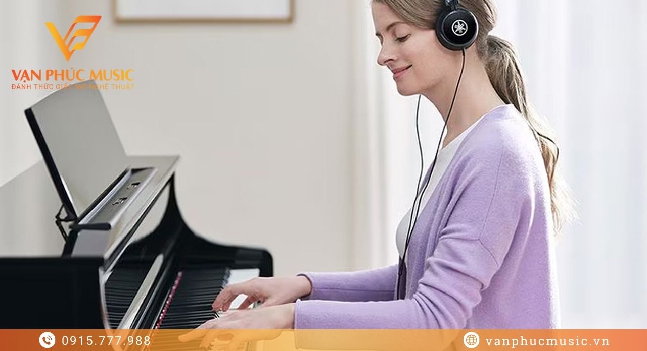 digital piano YAMAHA CLP-875PE Clavinova