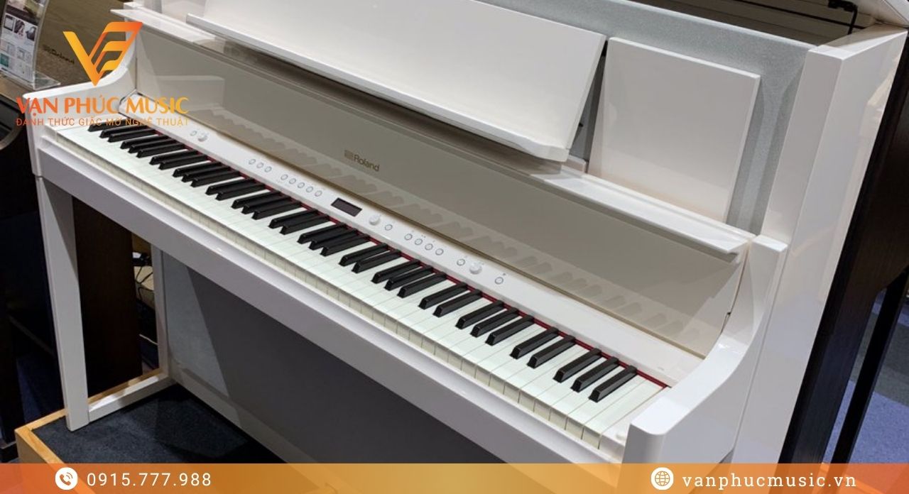 Roland LX 708PW